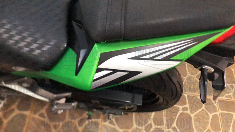 nhua-op-duoi-trai-z300-ninja300